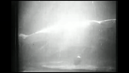 La imagen tiene un atributo ALT vacío; su nombre de archivo es taris__by_jean_vigo.gif